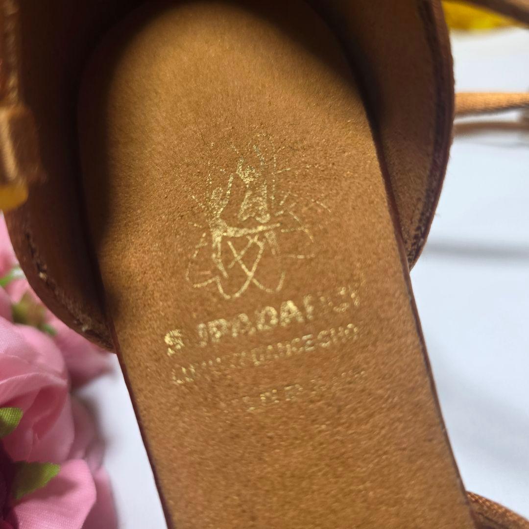 ブロンズ サテン ストラップ サンダル 中ヒール - メルカリ