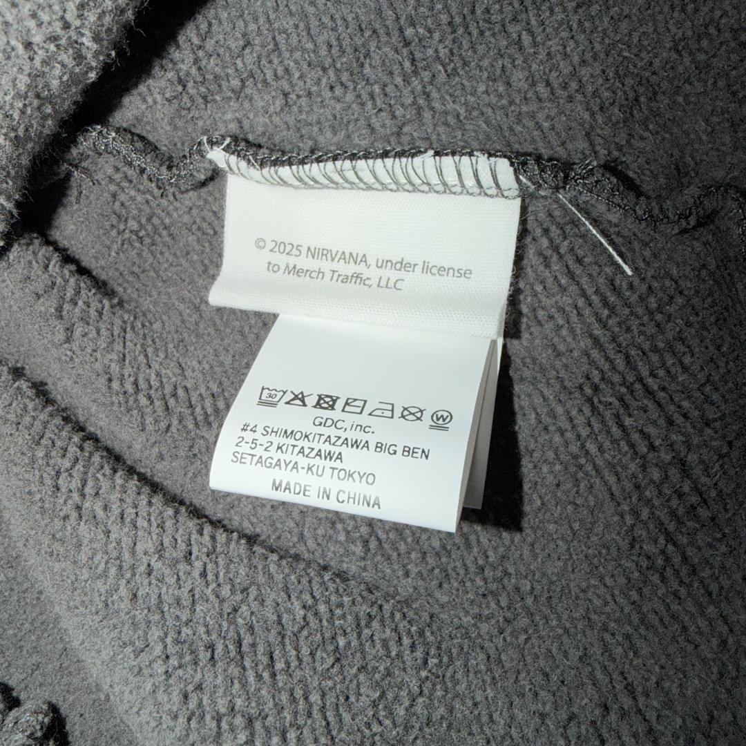 谷*成様 キムタク着 GDC × NIRVANA コラボ クルーネック スウェ - メルカリ