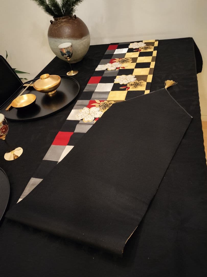 A644☆逸品‼️豪華刺繍‼️ひな祭り‼️袋帯正絹テーブルランナー2m16cm