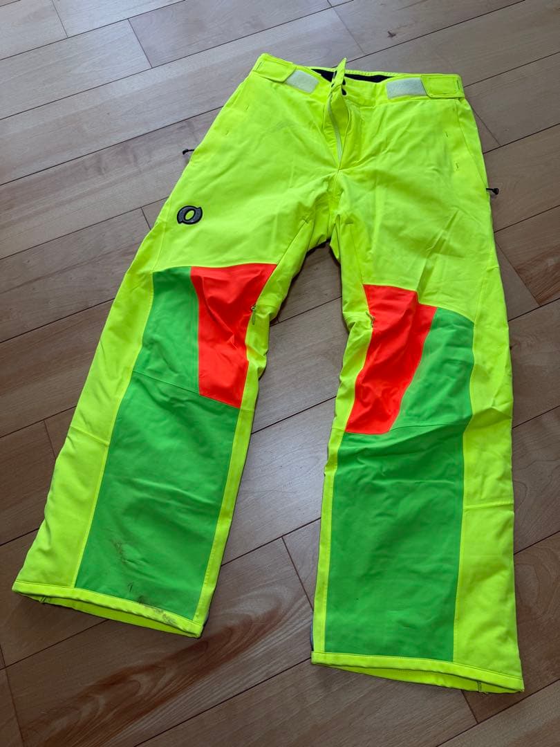 ONYONE 蛍光グリーン スキーウェア 2024年モデル