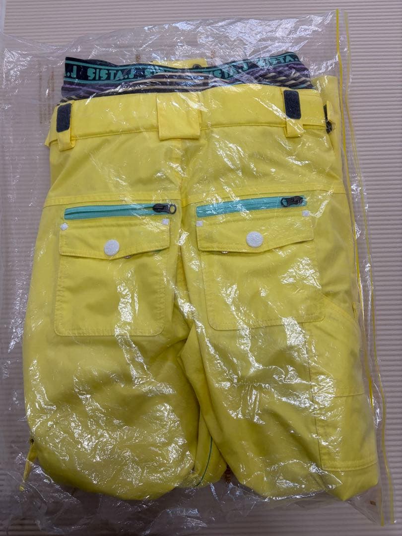 Sista.J マルチカラー チェック柄 スノーボードウェア - メルカリ