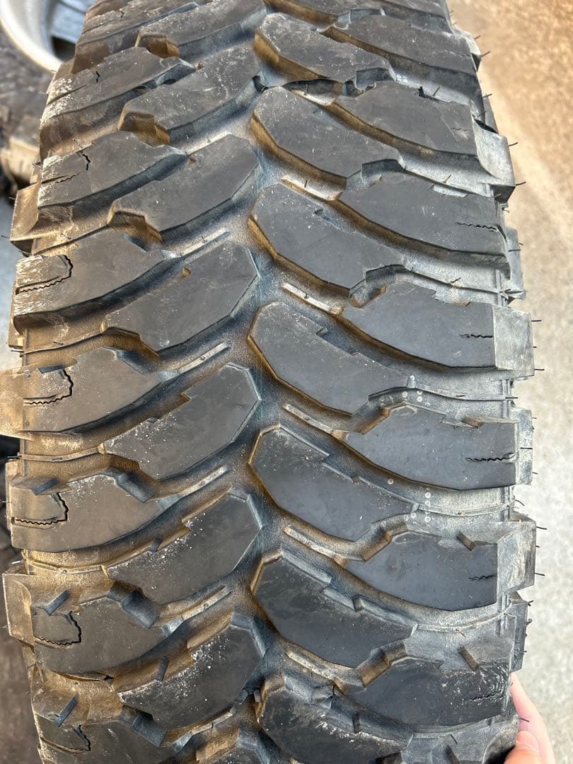 285/75R16 6穴COMFORSER CF3000 ランクル等 - メルカリ