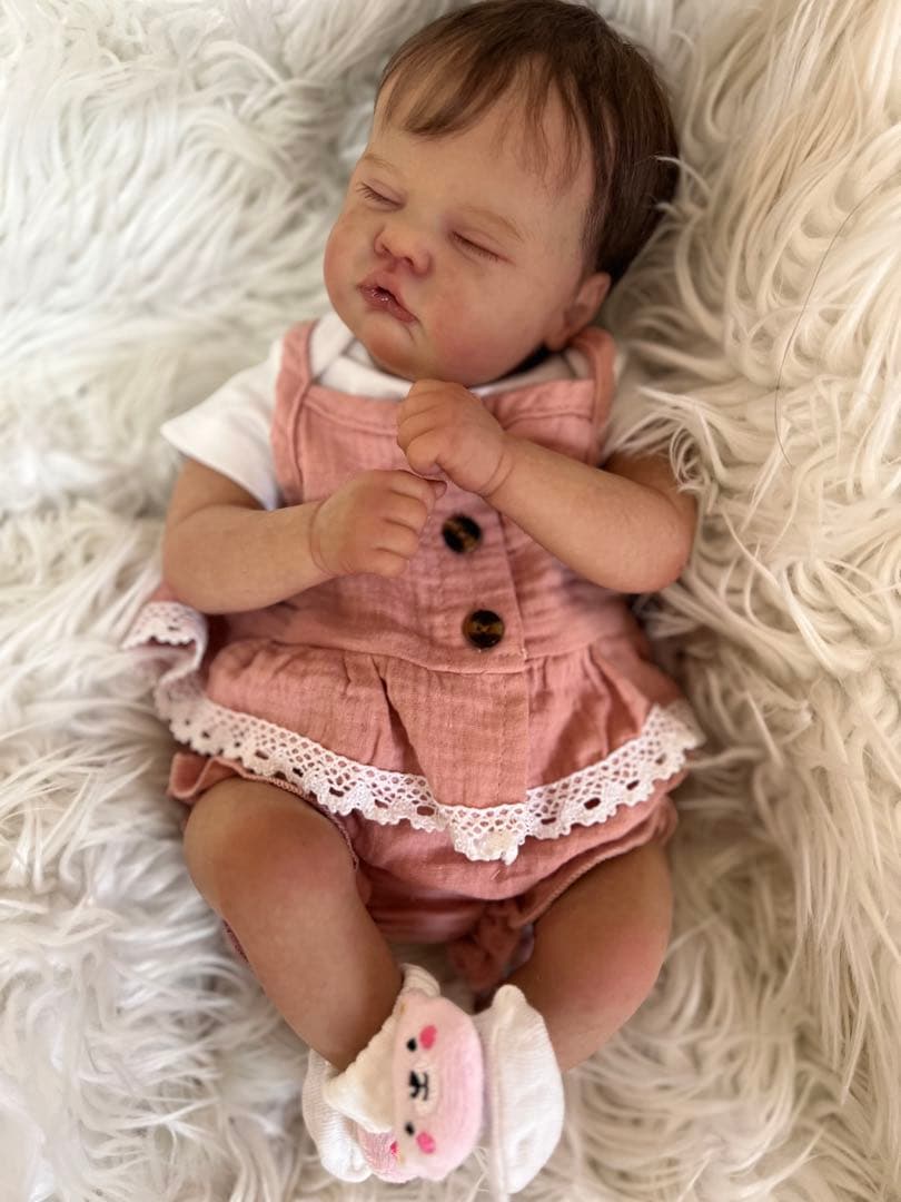 【リボーンドール】 Quinbee Amazon.com: SCOM Lifelike Reborn Baby Dolls Quinbee - 20-Inch