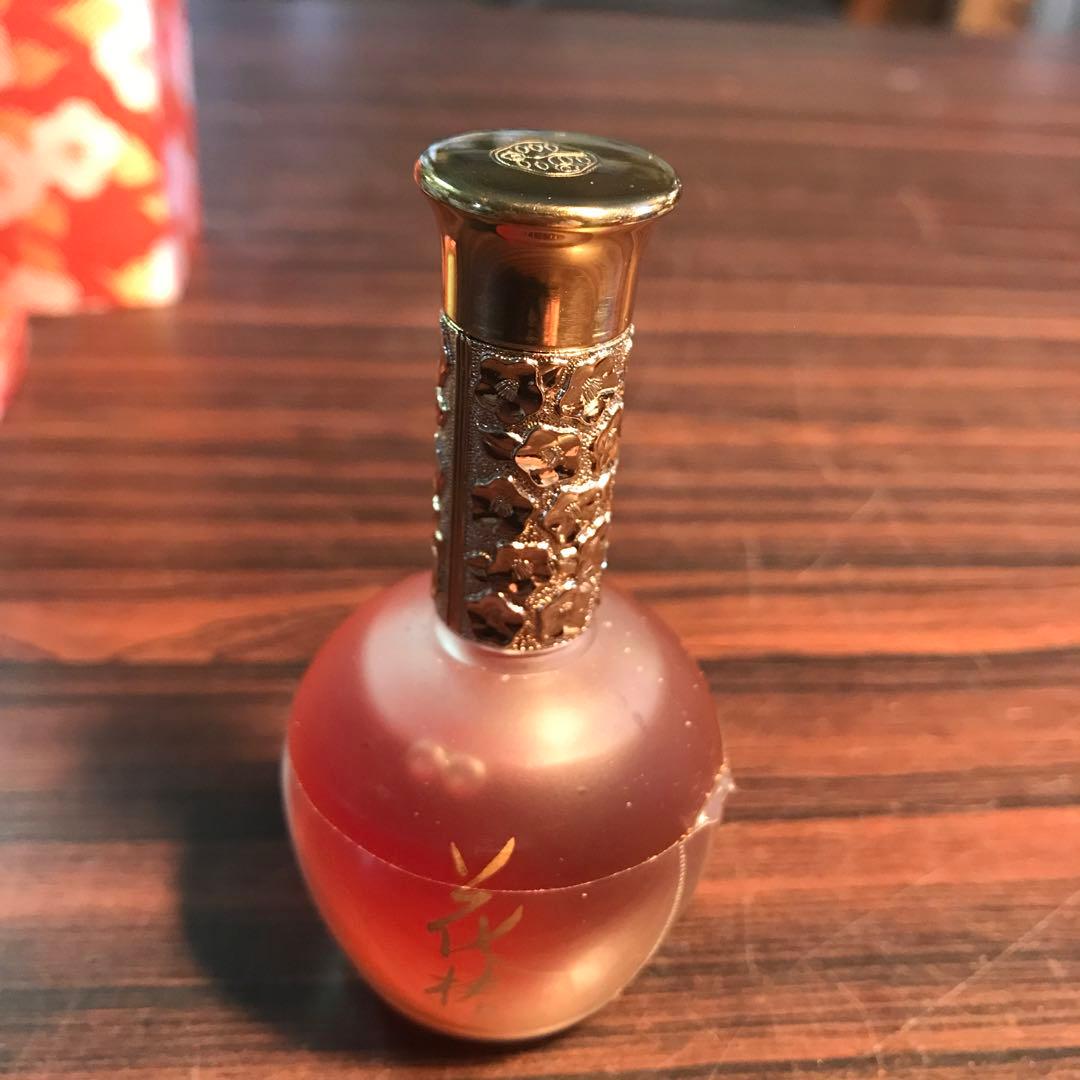 資生堂 香水 花椿会100周年 プリオール記念品 非売品 25ml - メルカリ