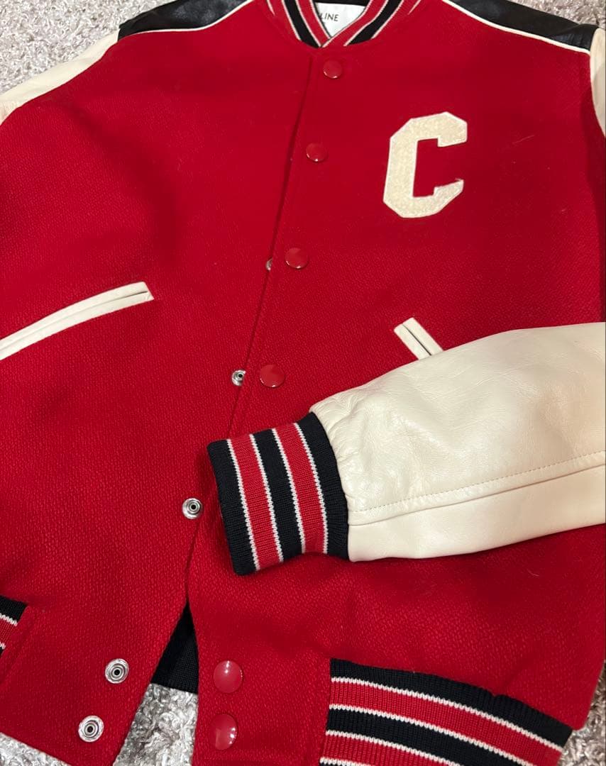 美品CELINEセリーヌスタジャン白赤黒2V56D896C 44ML