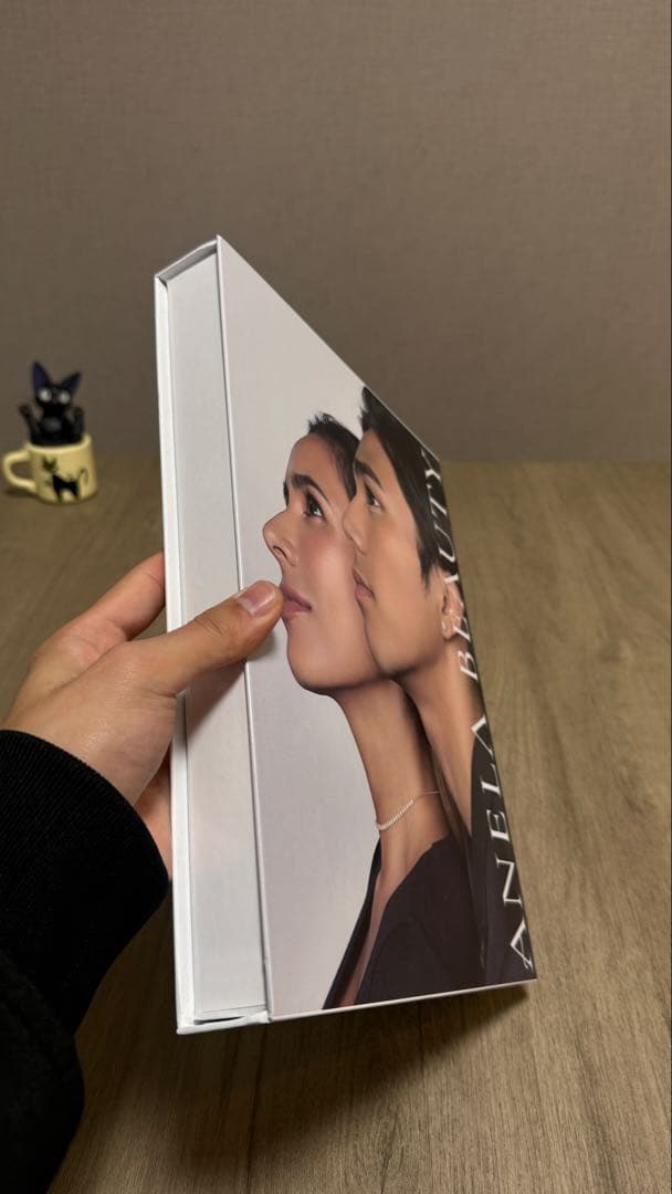 未使用完売品］ANELA BEAUTY ファンデ3種 ブラシセット 箱無可