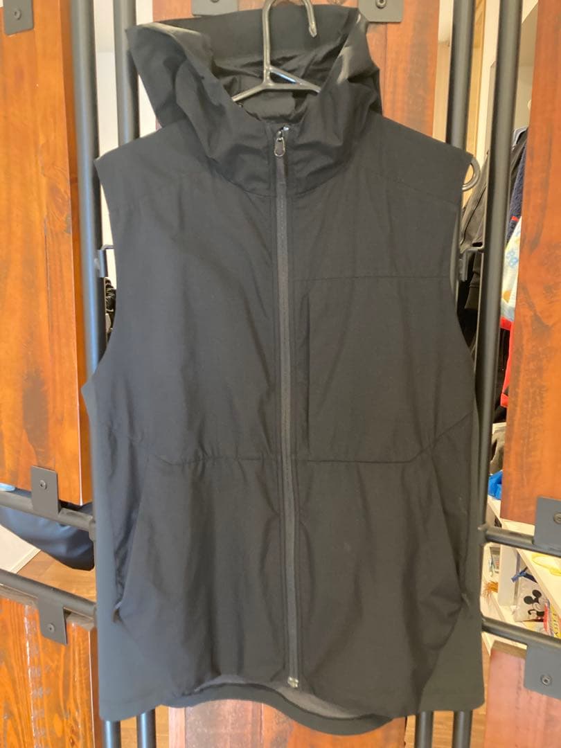 Arc‘teryx アークテリクス ベスト　A2B COMP VEST Arc'teryx A2B Comp Vest | Trekkinn