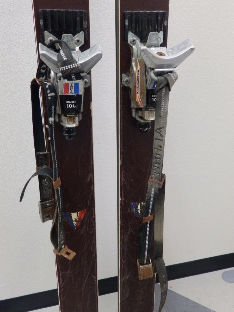 ROSSIGNOL STRATO 102 スキー板・ストック コンパーデル付き - メルカリ