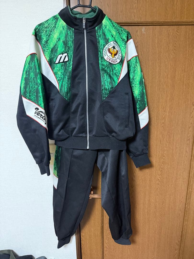 読売ヴェルディ　ヴェルディ川崎　jリーグ ジャージ　上下セット 90s 読売 ヴェルディ川崎 モデル サッカー ジャージ ジャケット パンツ