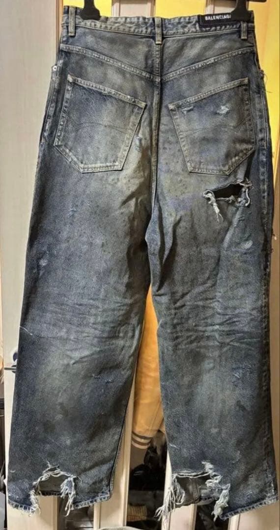 登坂広臣着用BALENCIAGA 23ss baggy denim - メルカリ