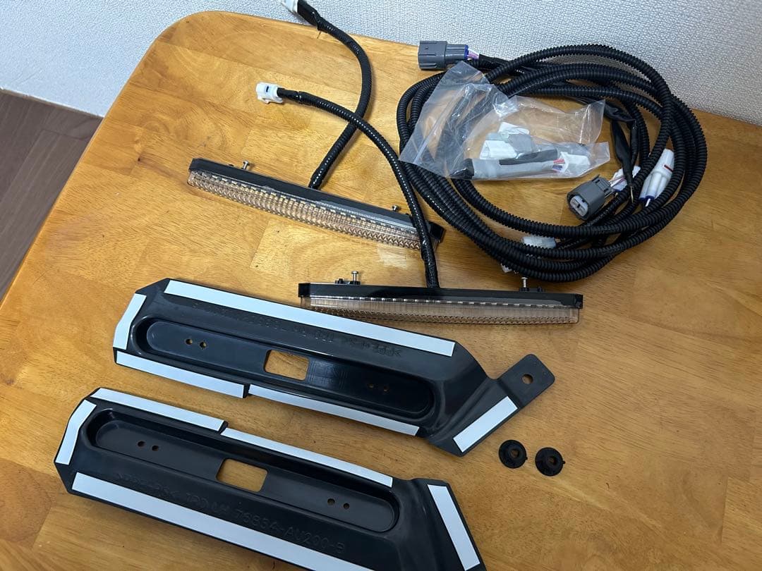RAV4 TRDフロントスポイラー用 LEDデイライト ご覧いただきありがとう