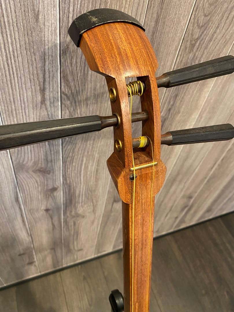 三味線(花梨・中棹・民謡用)希少】民謡三味線 中棹 花梨 正寸 3分割 丸