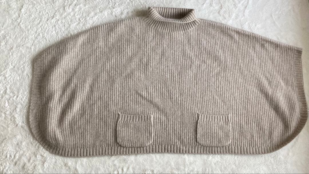 美品✨ビリティス・ディセッタン　ポンチョ ポンチョ レディース トライバル ひざ掛け ふわふわ トライバル