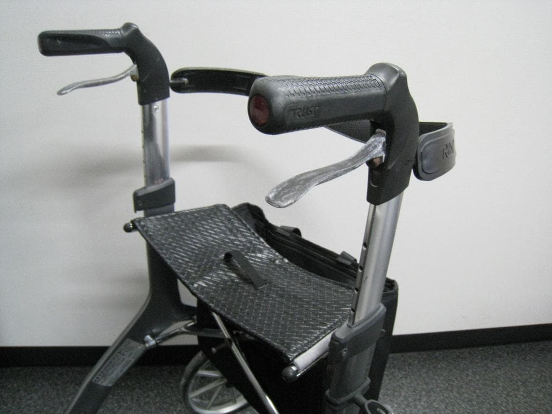 トラストケアウォーカー レッツフライ 竹虎 グレー カラー バッグ付き