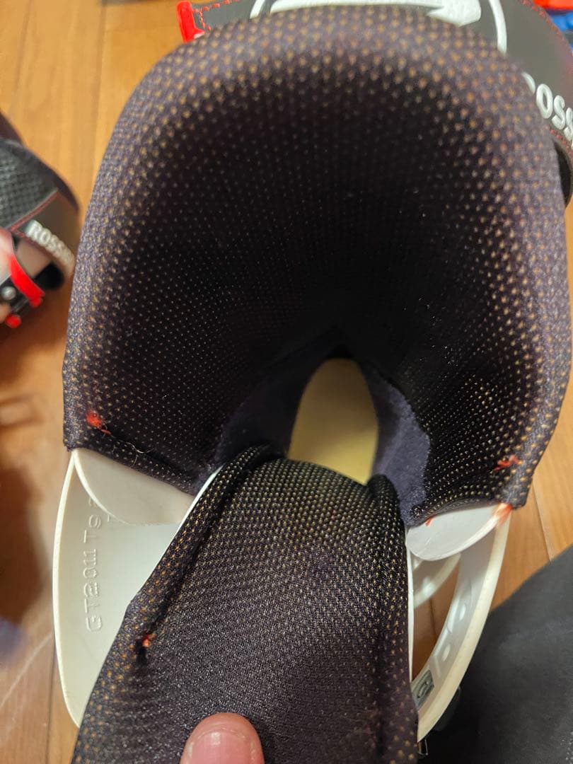 ROSSIGNOL HERO スキーブーツ ホワイト/レッド 21.5cm