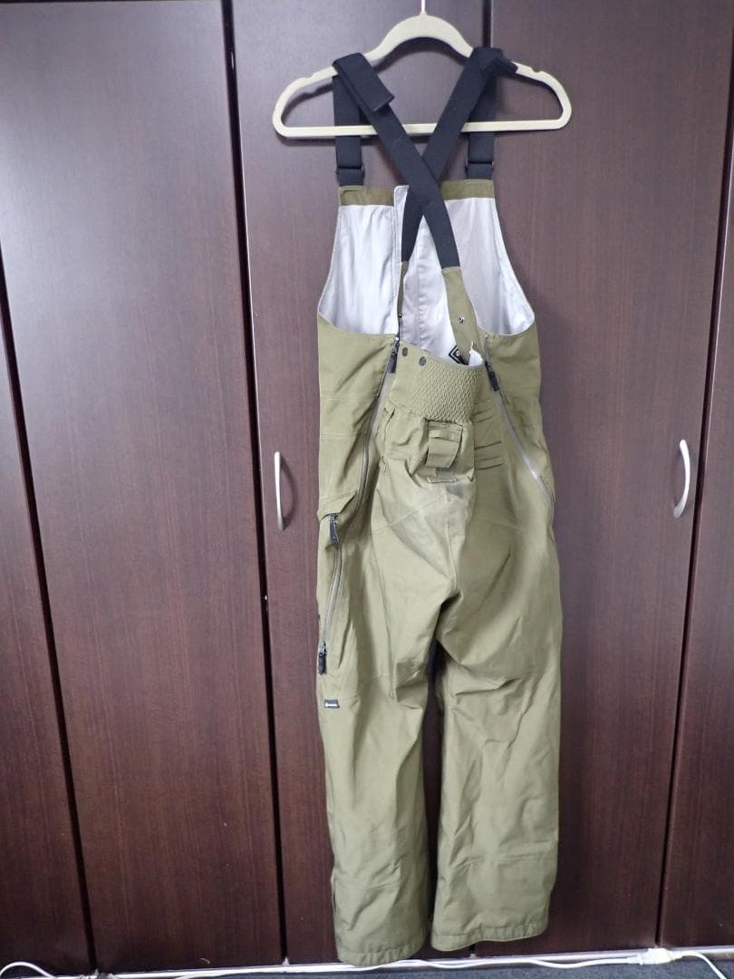 トゥーフォーワン 241 ゴアテック ビブパンツ M オリーブグリーン系