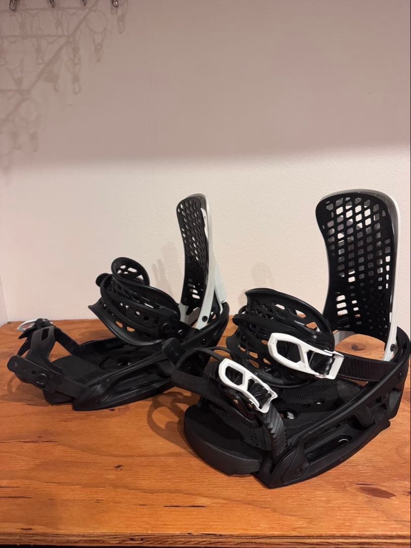 22モデル BURTON GENESIS EST