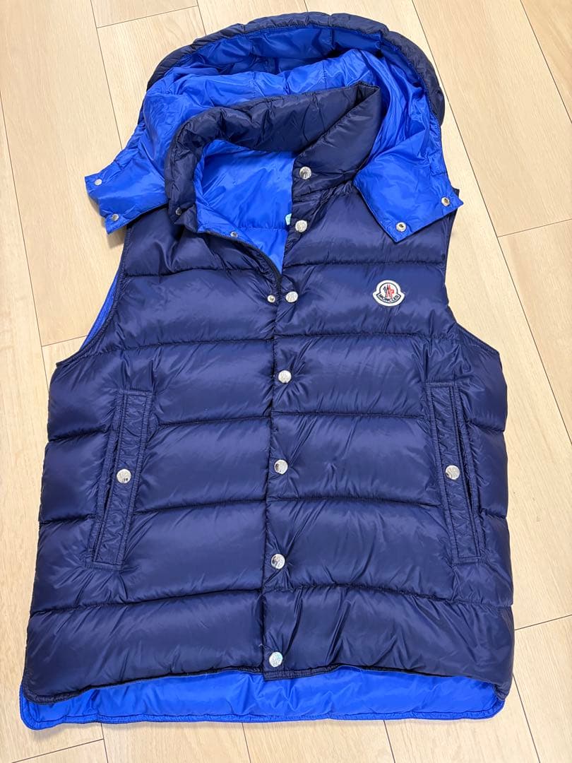 国内正规品❣️モンクレール ダウンベストBILLECART ビルカール希少サイズ4