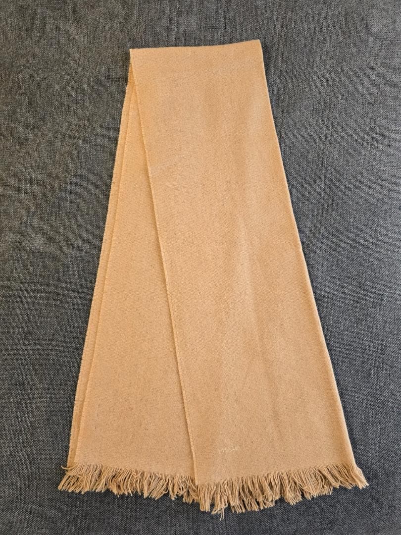 PRADAマフラー & Hermes porch