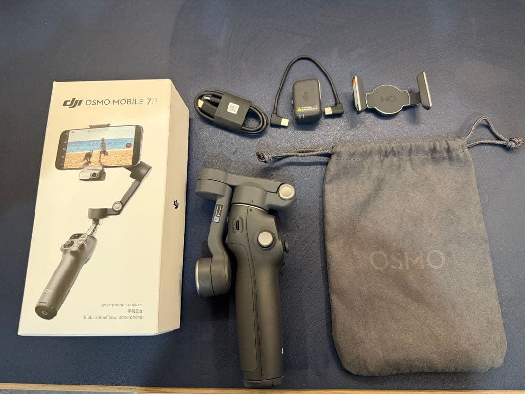 【室内で数時間使用】2025年2月発売DJI Osmo Mobile 7P 室内で数時間使用】2025年2月発売DJI Osmo Mobile 7P 室内で数時間使用