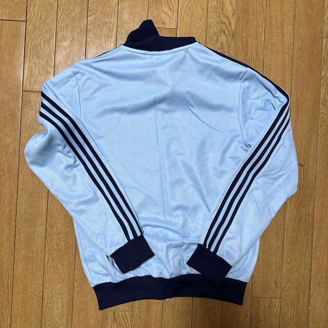 新品 タグ付き adidas ライトブルー ネイビー アースカラーLサイズ