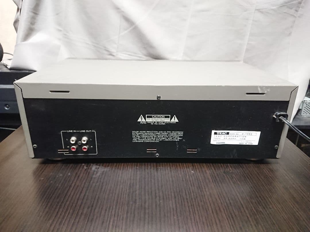 メンテナンス整備済みTEAC製3ヘッドステレオカセットデッキV-1050