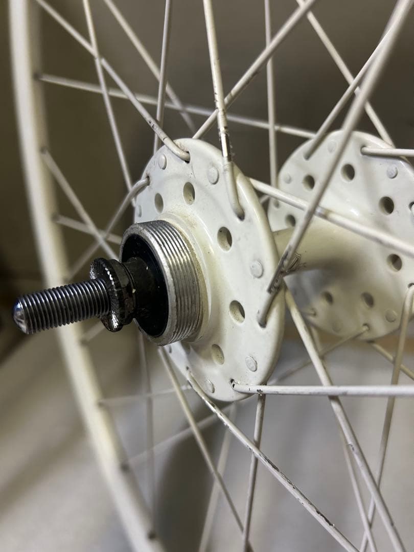 ピスト用ホイール前輪】貴重なホワイトで映えます☆の通販はau PAY