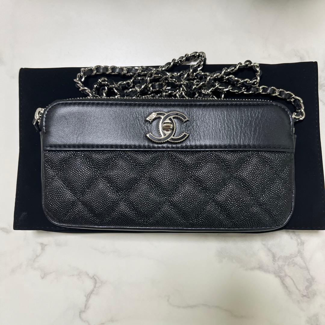 R　CHANEL チェーンウオレットキャビアスキン　ブラック 現金特価】シャネル クラシックチェーンウォレット AP0250 ブラック