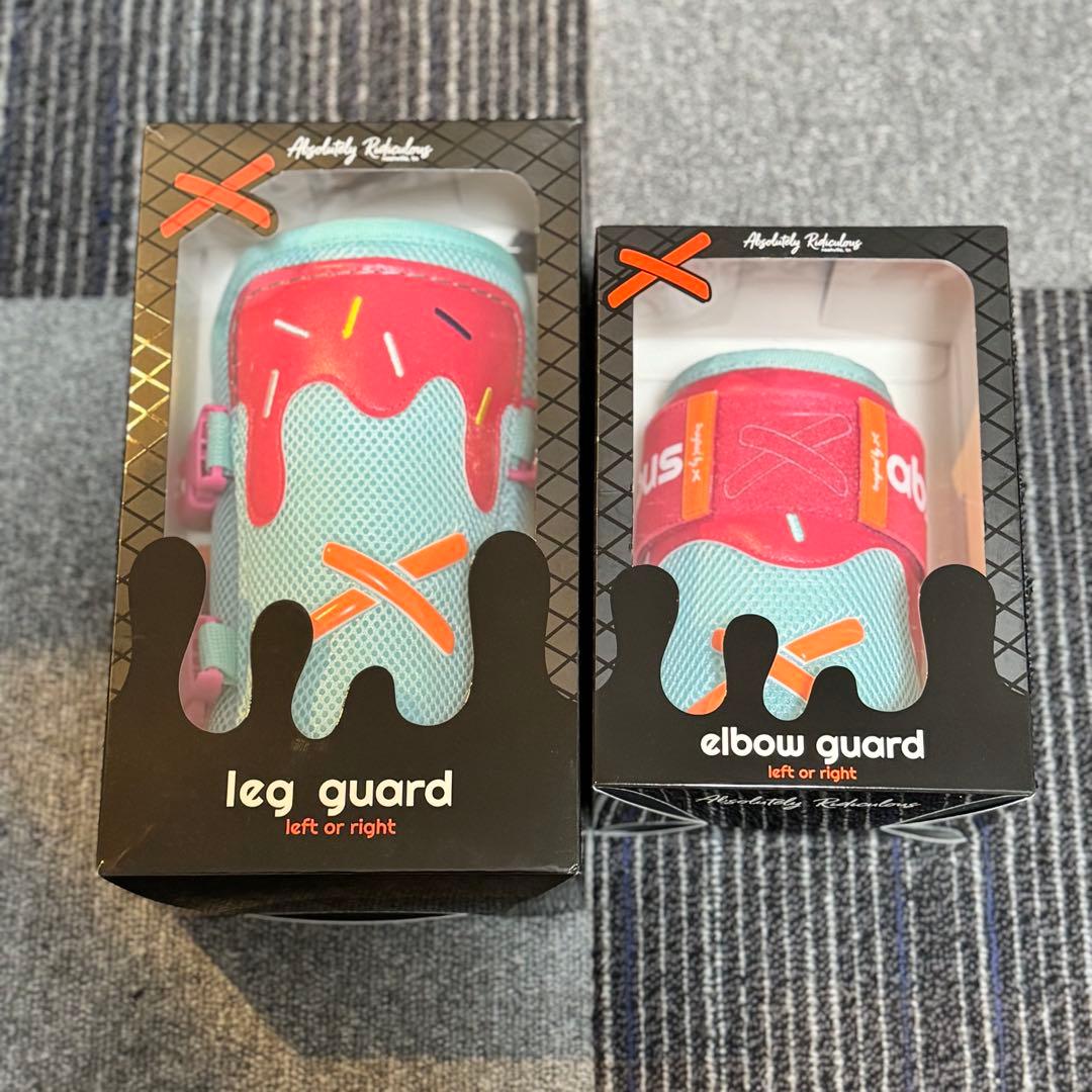 Absolutely ridiculous エルボー・フットガードセット エリー - メルカリ