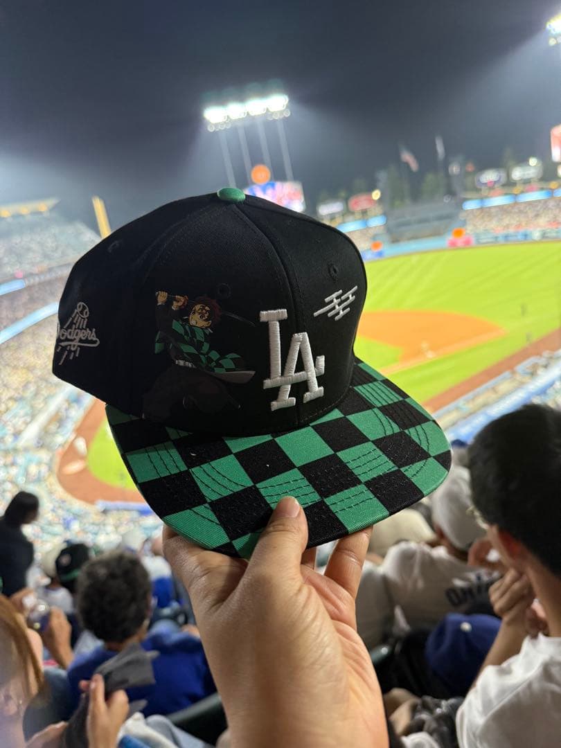 ロサンゼルス・ドジャース アニメキャップ（鬼滅の刃・demon slayer) ドジャース「鬼滅の刃」とコラボ！8月パドレス戦で特製“炭治郎