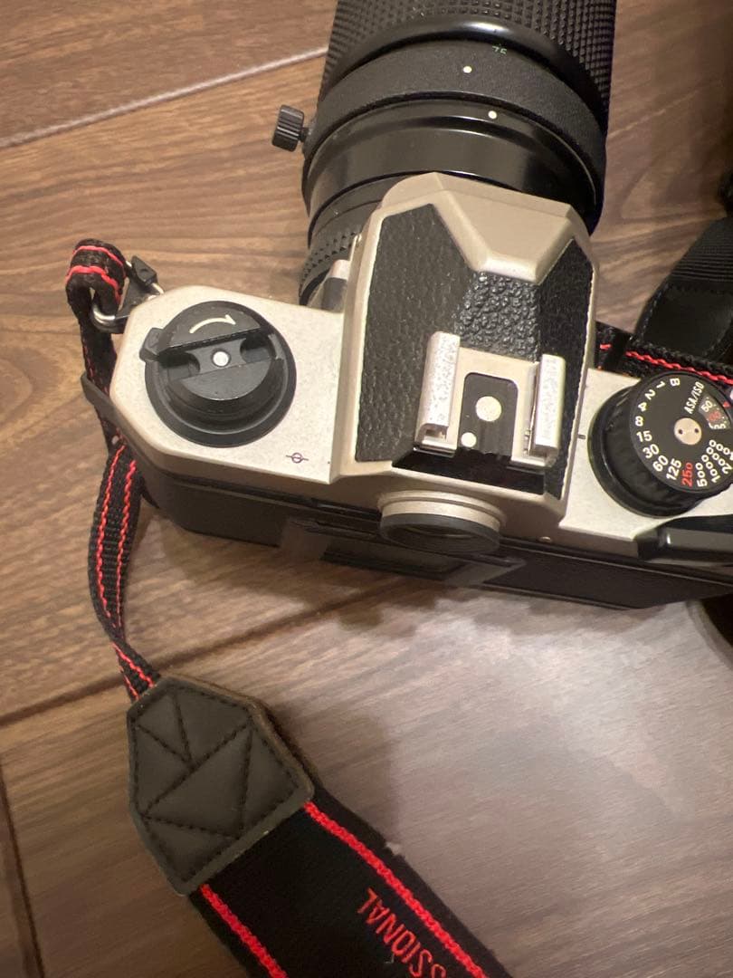 Nikon FM2/T ＋NIKKOR 75-300mm ※巻き戻しクランク欠品 - メルカリ