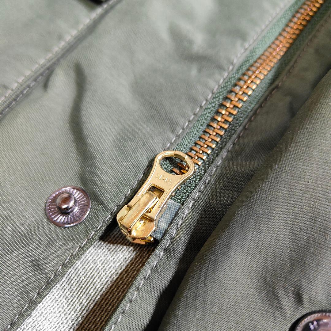 バブアーサウスシールド ビューフォート ナイロンコート 襟