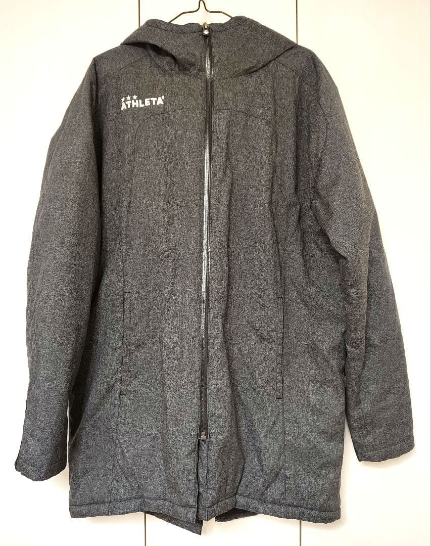 【美品】ATHLETA アスレタ 中綿入ハーフコート グレー Lサイズ 美品】ATHLETA アスレタ 中綿入ハーフコート グレー Lサイズ - メルカリ