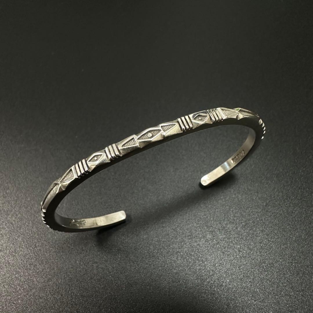 Navajo Thomas Curtis スタンプワーク バングル 楽天市場】Thomas Curtis トーマスカーティス ナバホ族 スタンプワーク
