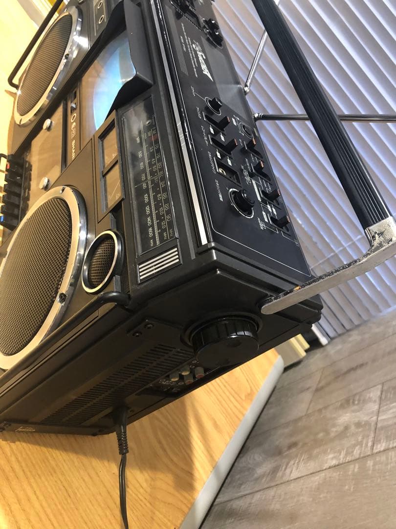Sharp 5P-R2U tv ラジオカセット Yahoo!オークション -「sharp 5p-r2u