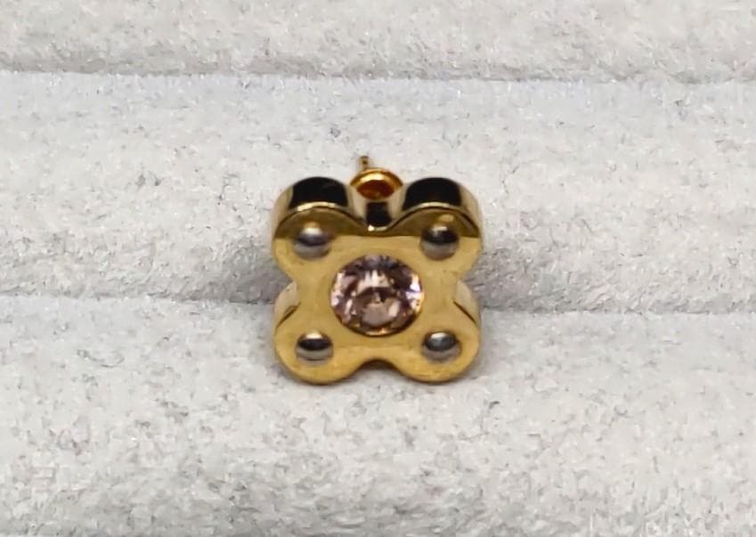 ルイヴィトン LOUIS VUITTONルイヴィトン LE1122 ピアス片耳用 40401