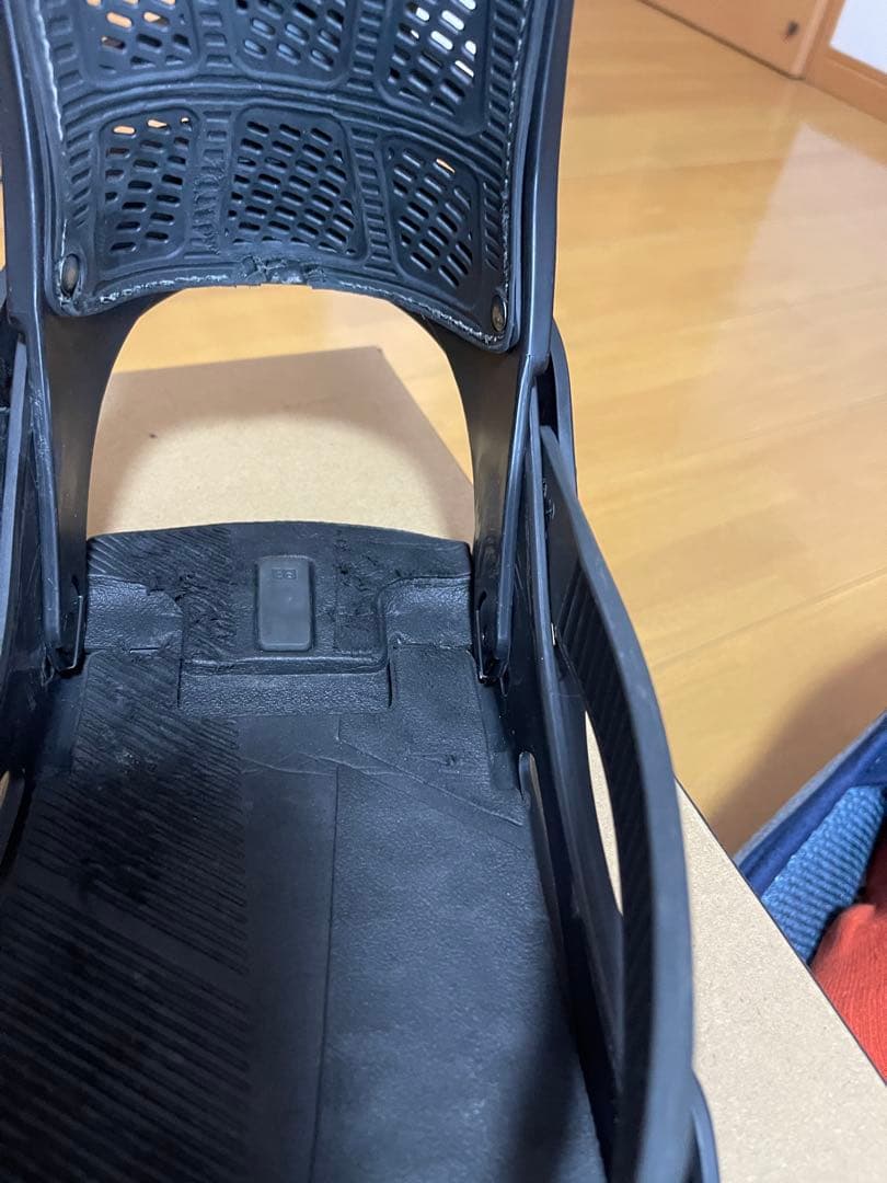 ジャンク品】BURTON MALAVITA MNS M ビンディング(要修理)