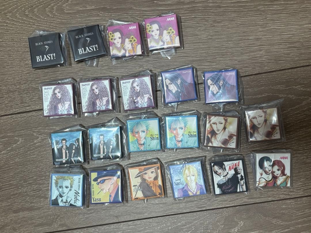 NANA CD風アクリルチャーム　ガチャガチャ　21個セット NANA CD風アクリルチャーム｜ガシャポンオフィシャルサイト