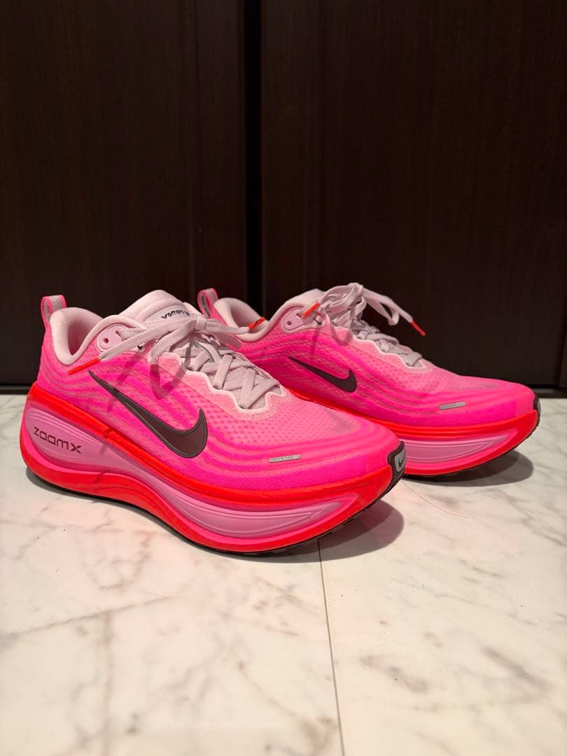 NIKE ナイキ Vomero Plus ボメロプラス　26.0cm