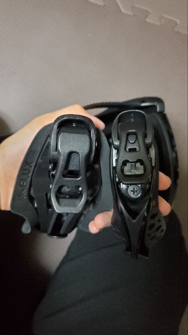 即購入優先早い者勝ち】FLUX XV 22-23モデル