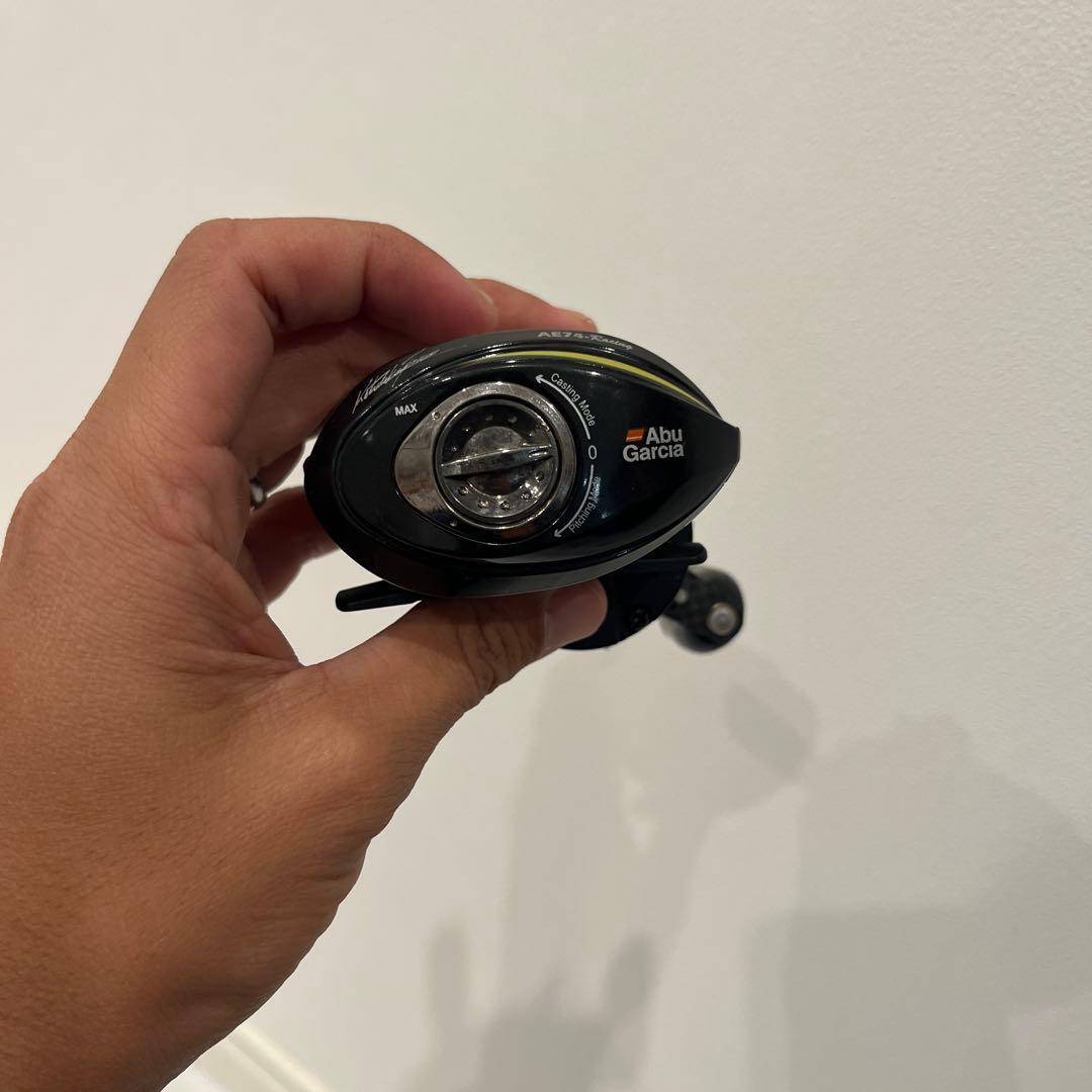 アブガルシア REVO LTZ AE74-Racing 8.01 左