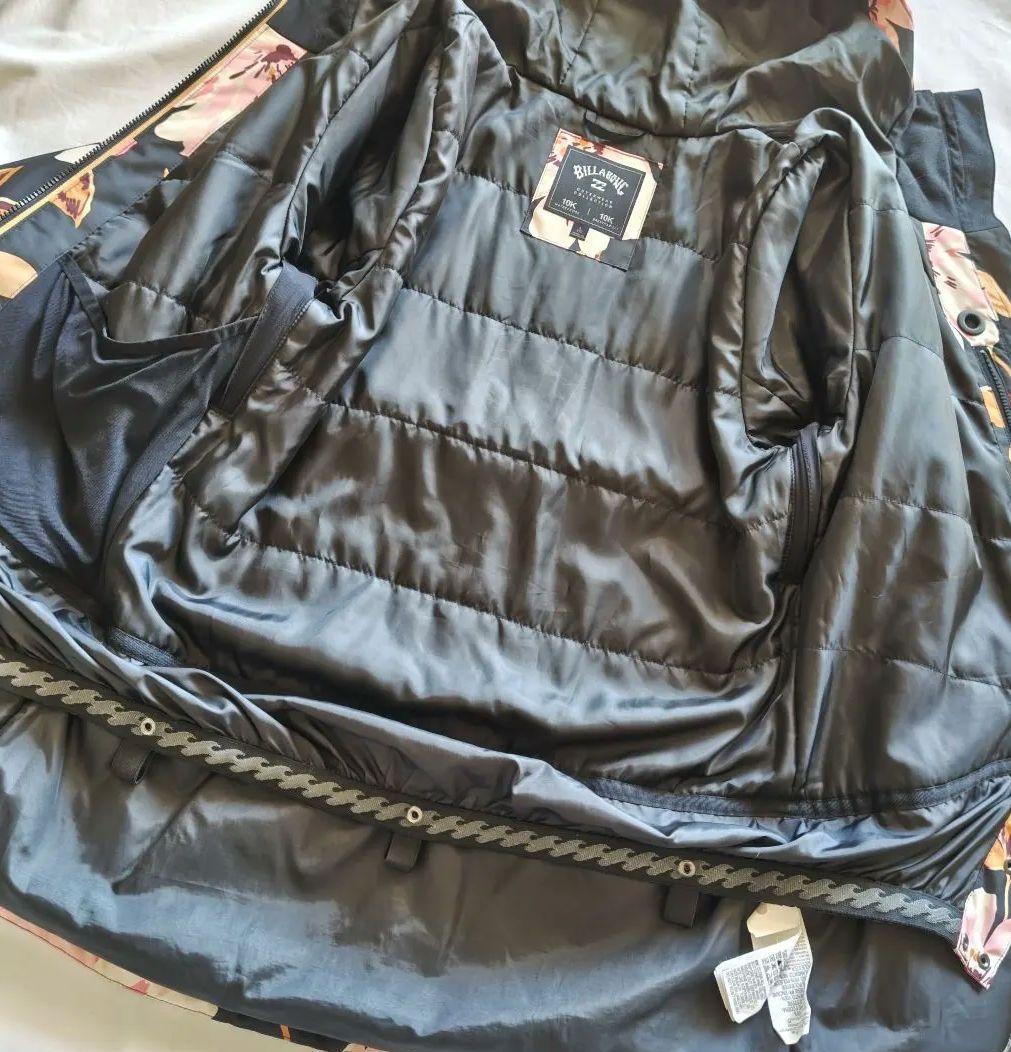 完売 ビラボン W SULA スーラジャケット スノーボード スキー 花柄 黒