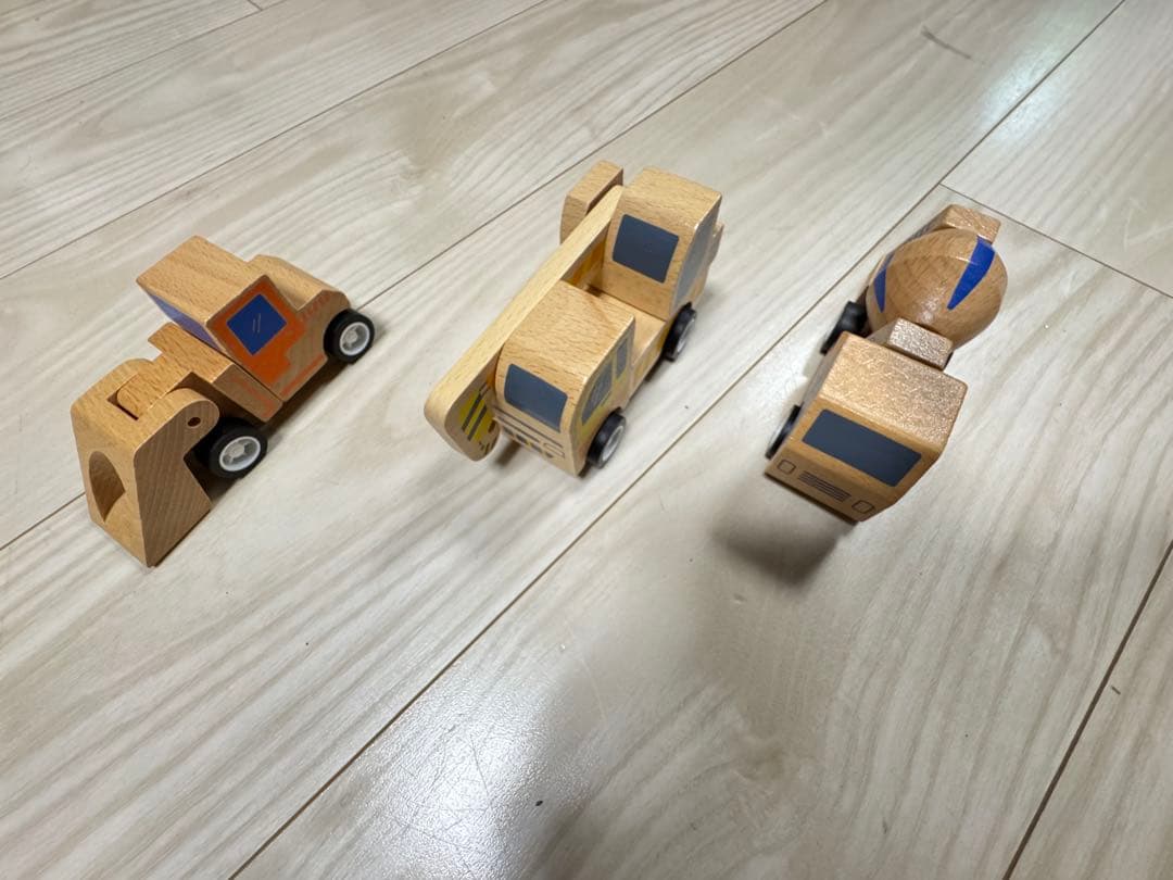 Click clack 知育・木製玩具 働く車 13個セット