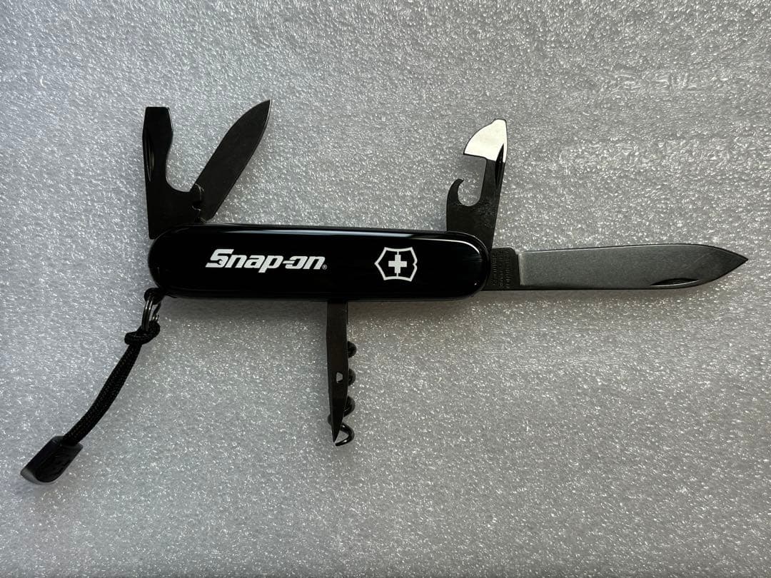 ヴィクトリノックス スナップオン ダブルネーム 時計 マルチツール 未