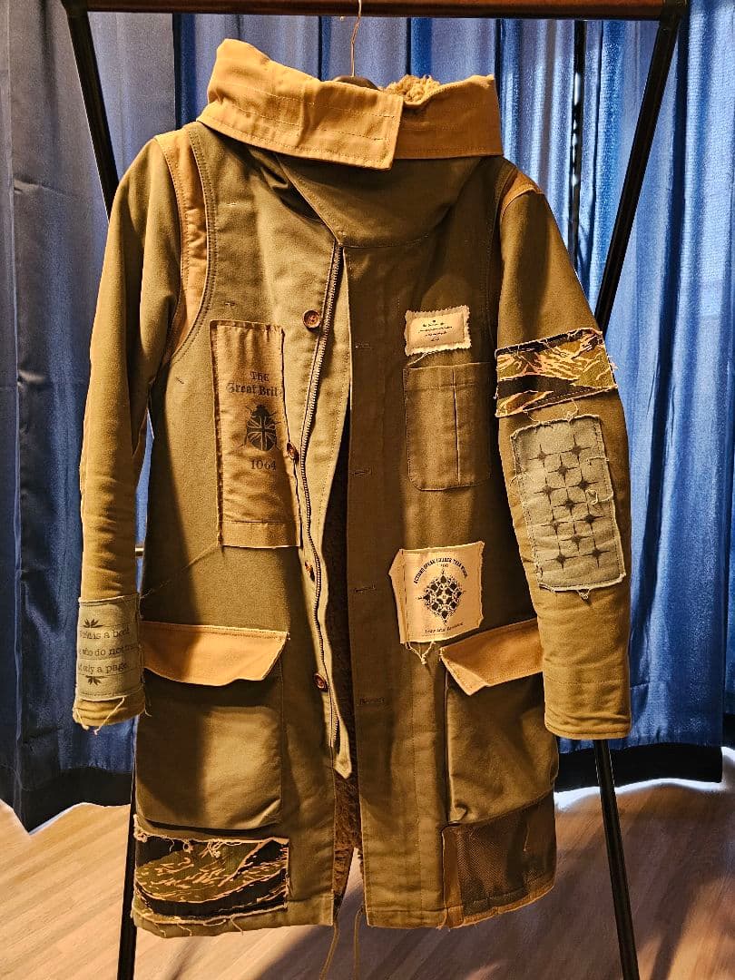 パッチグラフモッズコート（And A × DO-LE PROJECT）