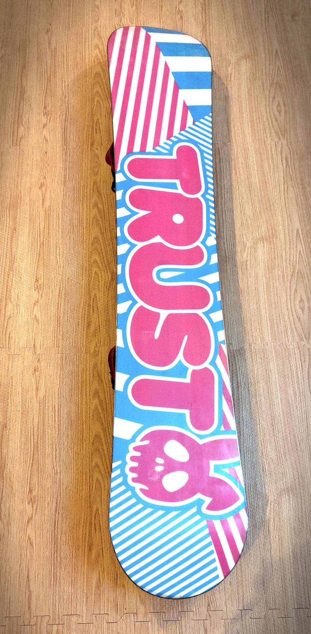 スノーボード約140cm yellow bus バインディング付 YELLOW BUS DREAM