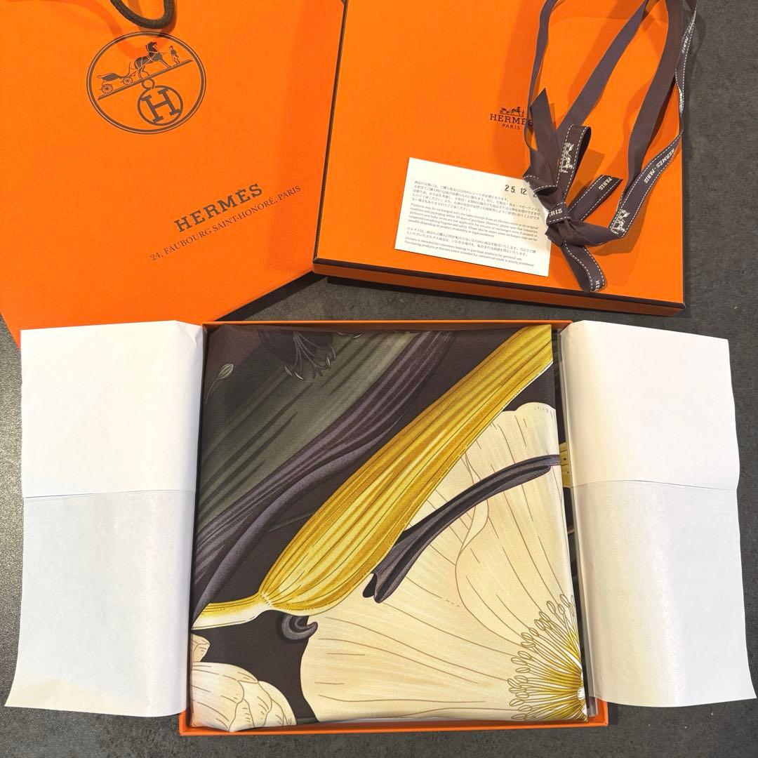 【新品未使用】エルメス　25秋冬新作　カレ 90 《ブケ・フィナル》