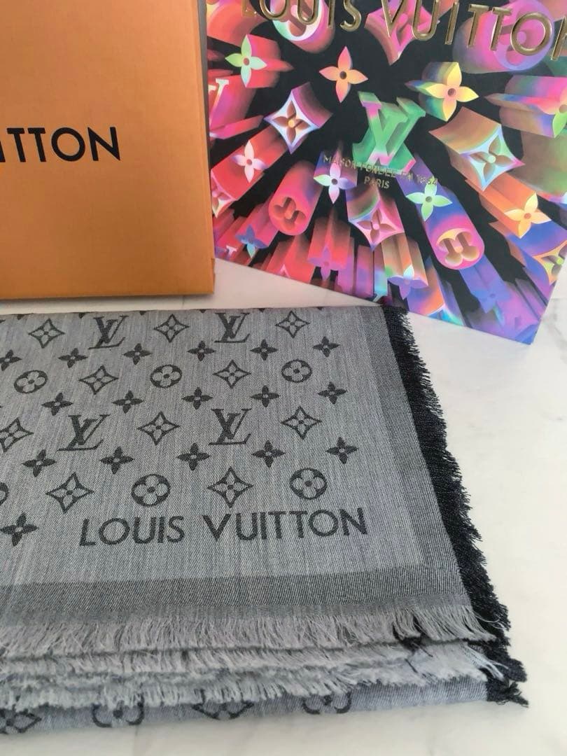 ルイ ヴィトン】エトール モノグラム エッセンシャル☆ストール