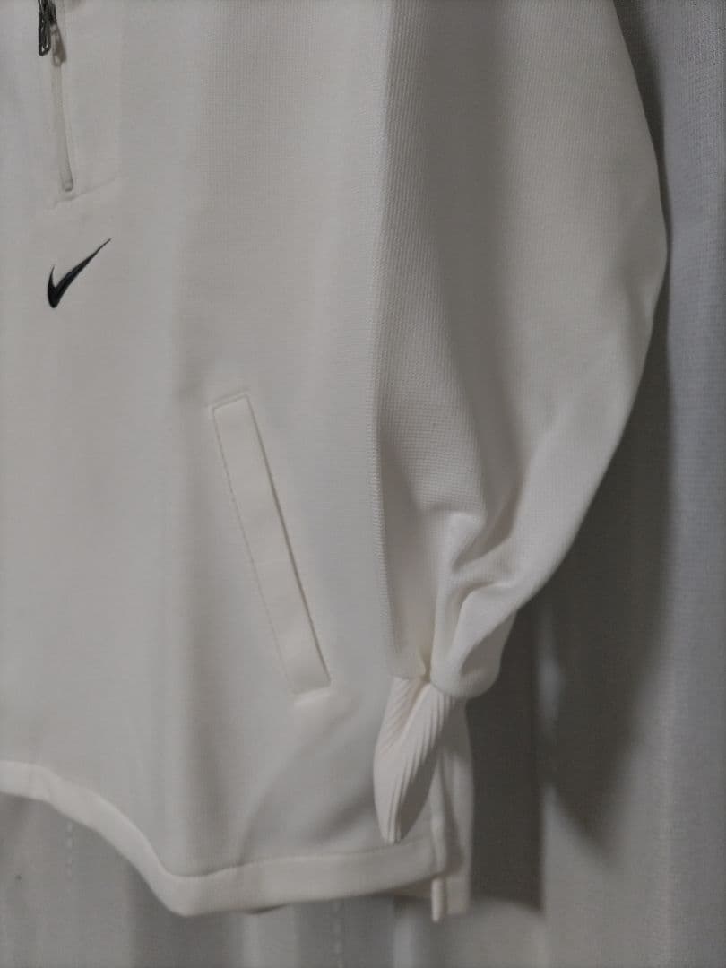 Nike SWOOSHフ一ディジップアップ ジャージ（VLA100 AUYO）