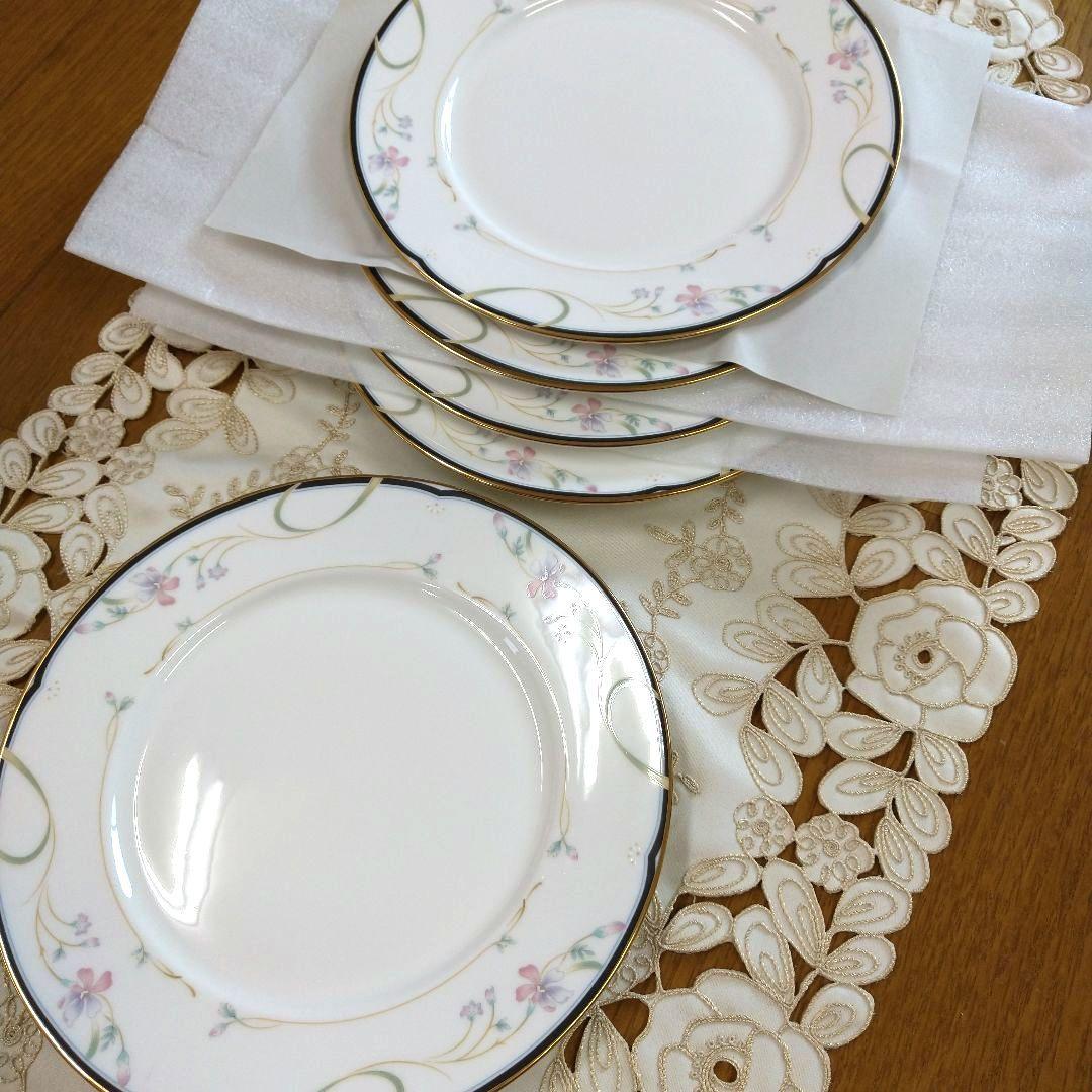 LENOX CONSTANCE プレート ５枚 Venetian Lace 5-Piece Place Setting – Lenox Corporation